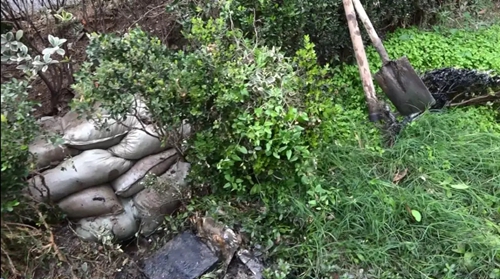 湖北荊州市排污囗&ldquo;一堵了之&rdquo; 造成生活污水倒灌街面 群眾反映強(qiáng)烈